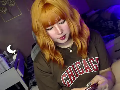 Snapshot of HOTnWILDalice chatting on November 2025 04:12:02 AM HOTnWILDalice online show from November 2025 04:12:02 AM