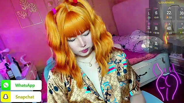 Snapshot of HOTnWILDalice chatting on November 2025 02:17:02 AM HOTnWILDalice online show from November 2025 02:17:02 AM