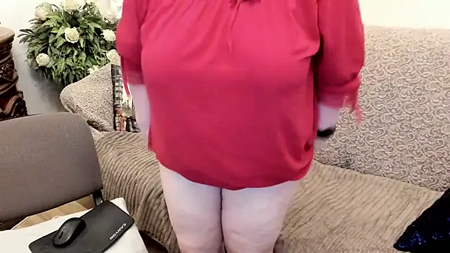 leiamillersonn online show from March 2026 07:05:02 PM