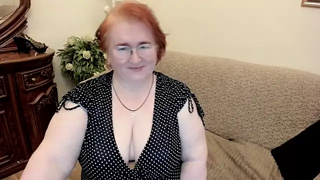 leiamillersonn online show from March 2026 06:44:02 PM