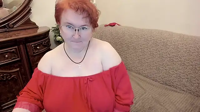 leiamillersonn online show from November 2025 09:30:01 PM