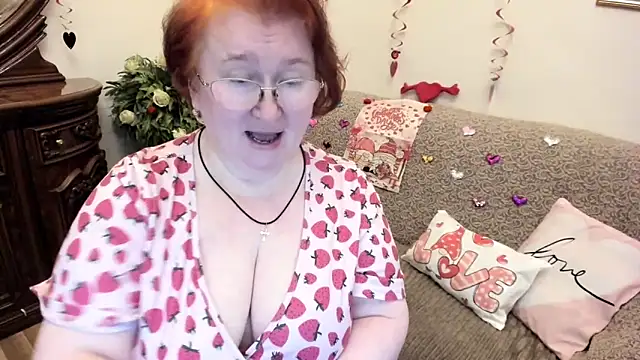 leiamillersonn online show from February 2026 06:15:01 PM