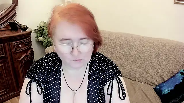 leiamillersonn online show from March 2026 07:34:01 AM