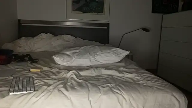 Snapshot of FckbbOy chatting on February 2025 12:19:02 AM FckbbOy online show from February 2025 12:19:02 AM