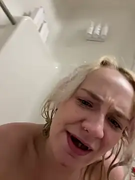 SugarTits199869 online show from April 2026 03:32:01 AM