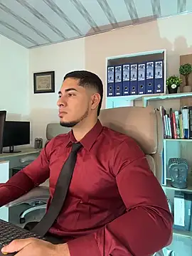 Snapshot of Dimitri_Colleman chatting on November 2025 09:26:02 PM Dimitri Colleman online show from November 2025 09:26:02 PM