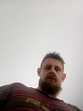 Snapshot of Skody31 chatting on November 2025 04:29:02 AM Skody31 online show from November 2025 04:29:02 AM