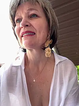 Snapshot of Melljoy chatting on May 2026 06:06:01 AM Melljoy online show from May 2026 06:06:01 AM