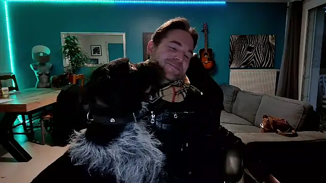 tom sauwer online show from December 2024 04:21:02 PM