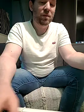 tom sauwer online show from May 2026 01:37:07 AM