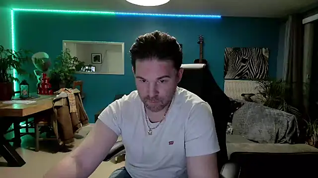 tom sauwer online show from March 2026 09:06:01 PM