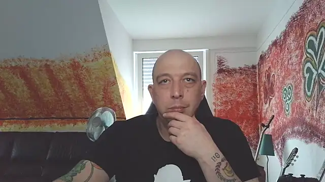 sextoy911 online show from April 2026 05:57:02 PM