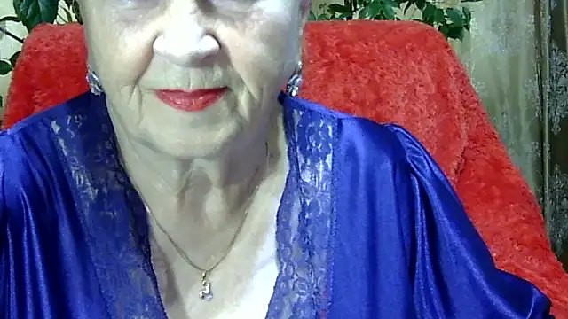 Emma52610 online show from November 2025 12:09:02 PM