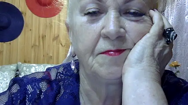 Emma52610 online show from October 2025 05:55:02 AM