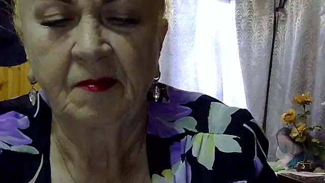 Emma52610 online show from September 2025 07:03:01 AM