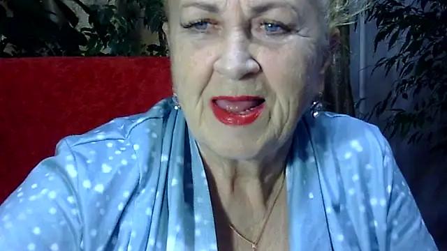 Emma52610 online show from November 2025 11:47:01 AM