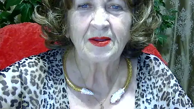 Emma52610 online show from November 2025 03:12:01 PM