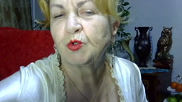 Emma52610 online show from February 2025 01:10:02 PM