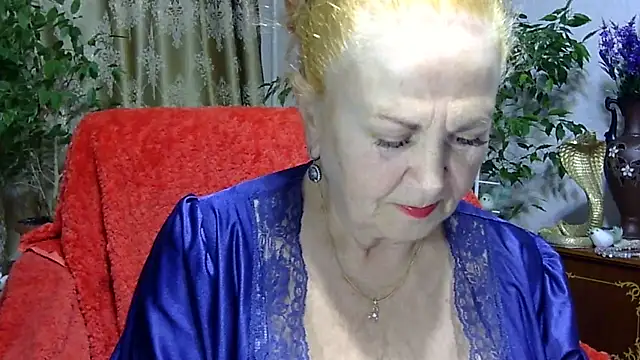 Emma52610 online show from March 2025 06:07:02 PM
