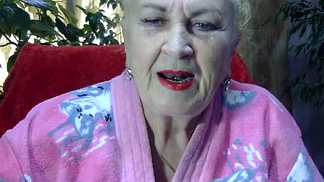 Emma52610 online show from November 2025 08:18:02 AM