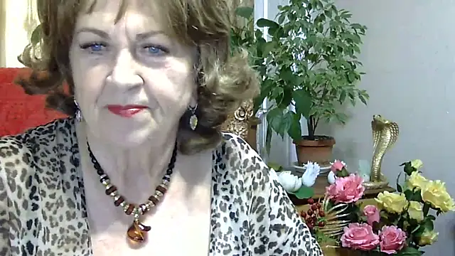 Emma52610 online show from May 2026 11:26:01 AM