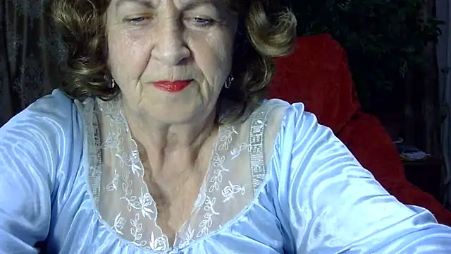 Emma52610 online show from March 2026 05:31:02 PM