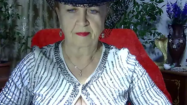 Emma52610 online show from March 2025 05:41:02 PM
