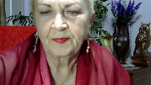 Emma52610 online show from March 2025 06:01:02 PM