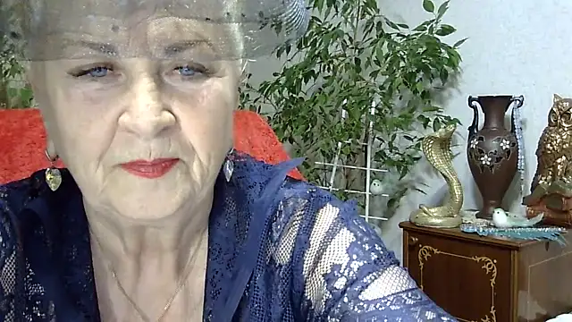 Emma52610 online show from March 2025 05:20:01 PM
