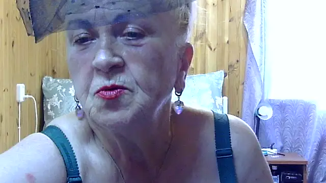 Emma52610 online show from September 2025 07:30:02 AM