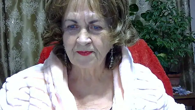 Emma52610 online show from February 2026 06:10:02 PM