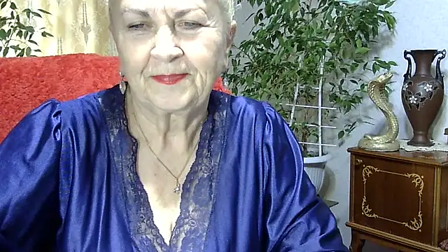 Emma52610 online show from January 2025 12:16:02 PM