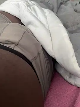 sbusiso1 online show from April 2026 05:42:02 AM