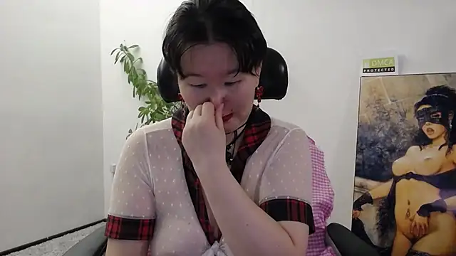 Snapshot of Akira_xx chatting on December 2025 02:44:02 AM Akira xx online show from December 2025 02:44:02 AM