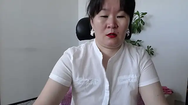 Akira xx online show from September 2025 02:29:02 AM