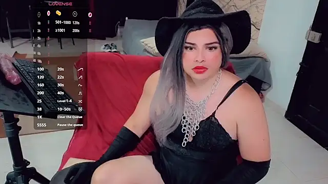 camyl93 online show from April 2026 10:22:01 PM