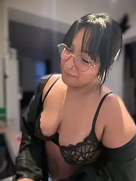 DannaaMeliza online show from December 2024 03:55:02 PM
