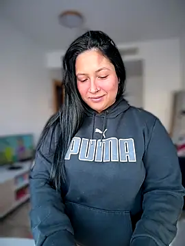 DannaaMeliza online show from November 2025 10:59:02 AM