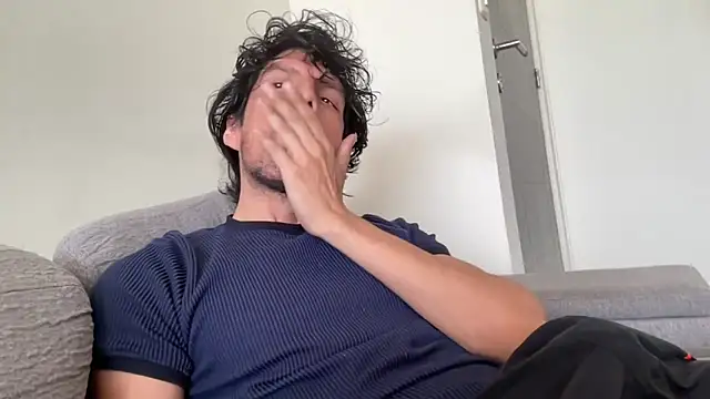 beranco19 online show from March 2026 04:56:01 PM