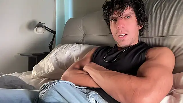 beranco19 online show from April 2026 06:01:02 PM