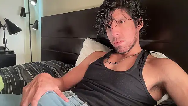 beranco19 online show from February 2026 10:32:01 PM