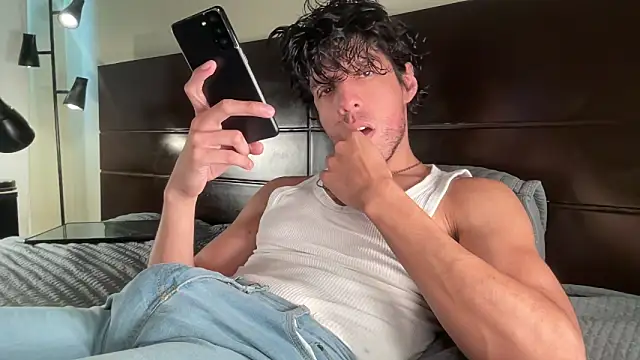 beranco19 online show from February 2026 05:56:02 PM