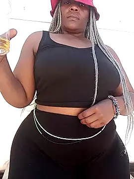 SQUITBOOTY online show from June 2026 10:21:01 AM