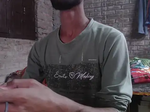 ThethunderPo online show from November 2025 02:27:01 AM