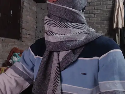 ThethunderPo online show from December 2025 03:25:01 PM