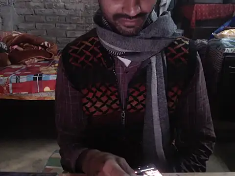 ThethunderPo online show from December 2025 04:17:02 AM