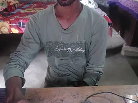 ThethunderPo online show from May 2026 08:18:01 AM