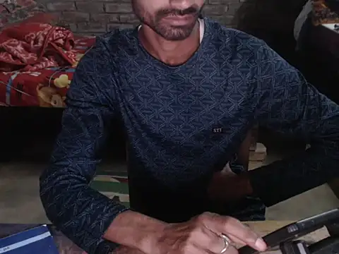 Snapshot of ThethunderPo chatting on April 2026 07:21:01 AM ThethunderPo online show from April 2026 07:21:01 AM