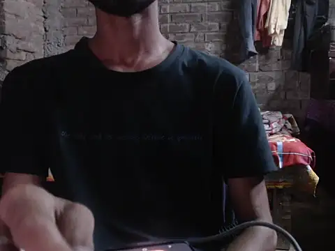 ThethunderPo online show from October 2025 02:21:01 AM