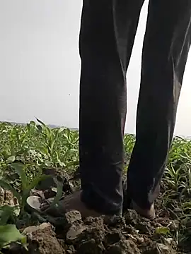 ThethunderPo online show from February 2026 05:47:01 AM